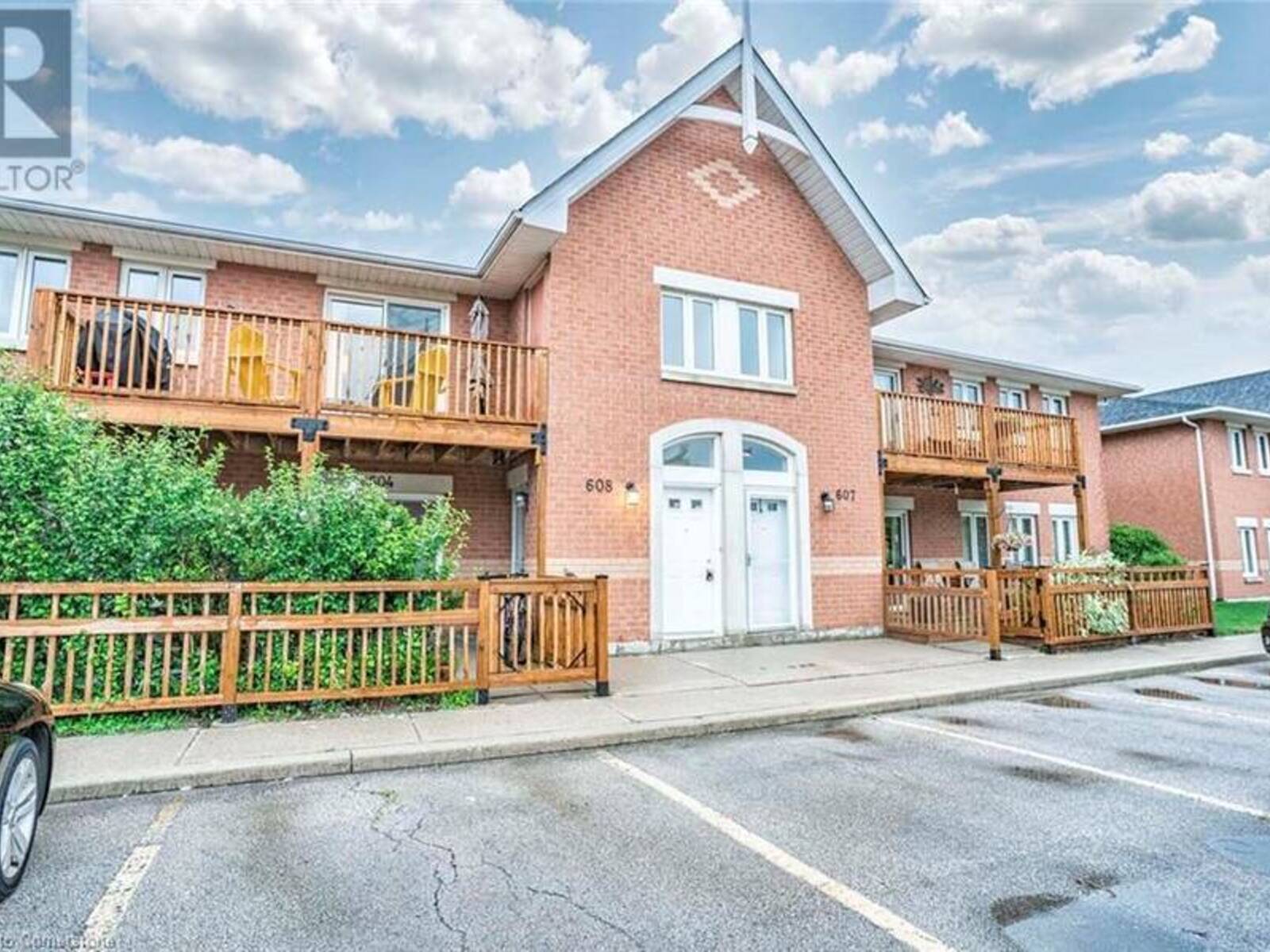 4140 FOXWOOD Drive Unit# 608, Burlington, Ontario L7M 4R4