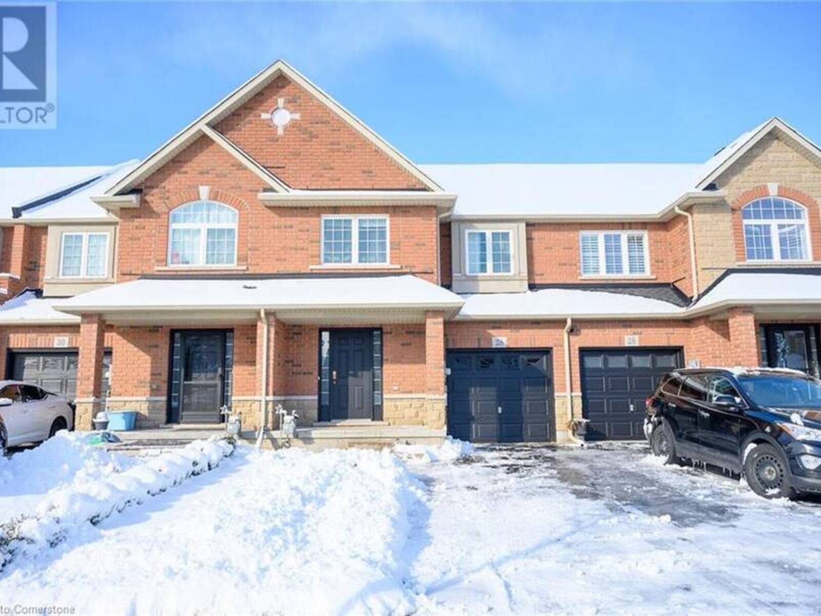 28 BLUE MOUNTAIN Drive, Hamilton, Ontario L0R 1P0