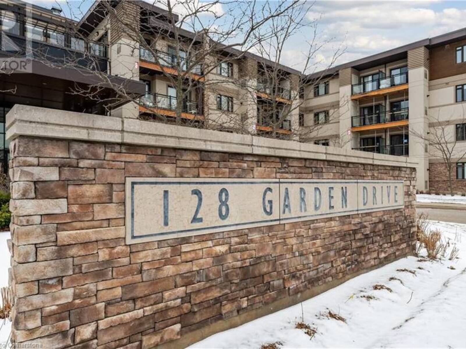 128 GARDEN Drive Unit# 319, Oakville, Ontario L6K 0H7