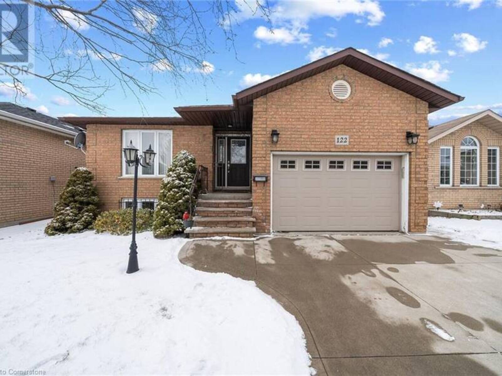 122 FIELDWAY Drive, Hamilton, Ontario L9A 2L6