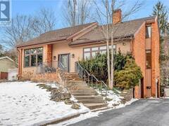 101 HILLCREST Avenue Hamilton Ontario, L9H 4X4