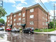 2 VINELAND Avenue Unit# 9 Hamilton Ontario, L8M 1R4