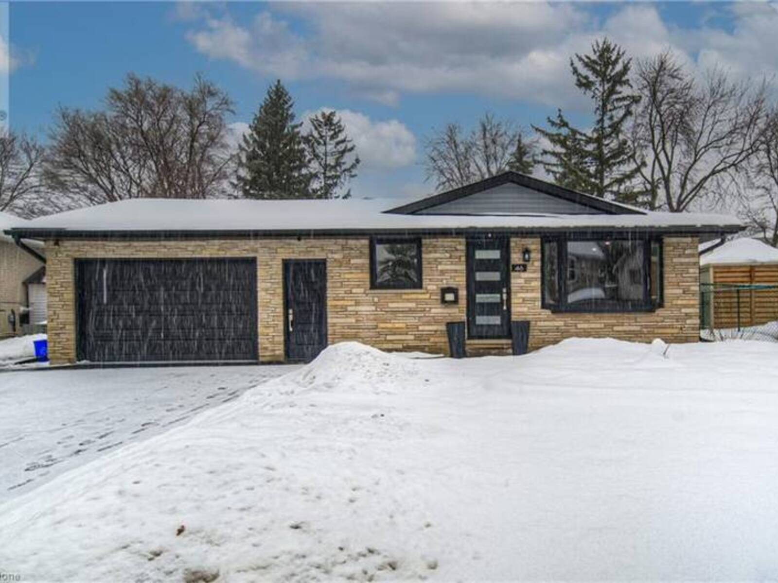 46 BRADLEY Drive, Kitchener, Ontario N2A 1K4