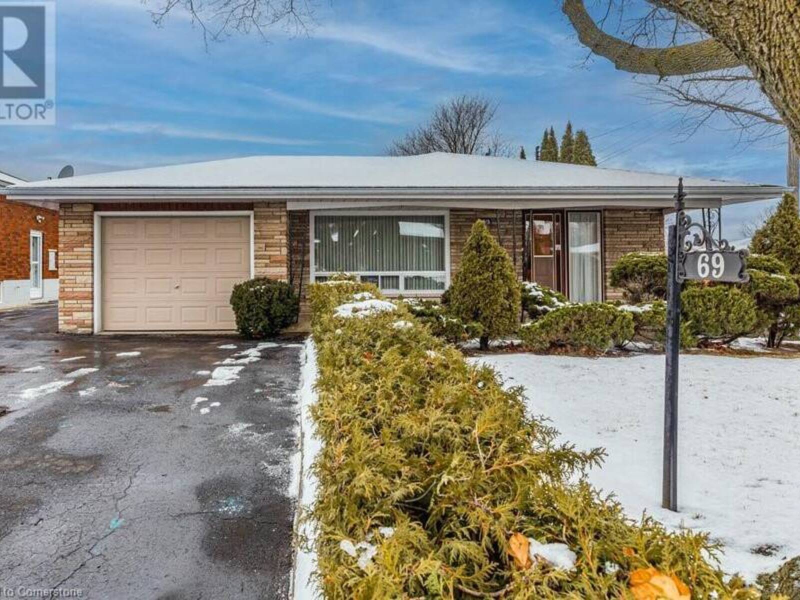 69 ORPHIR Road, Hamilton, Ontario L8K 3Z3