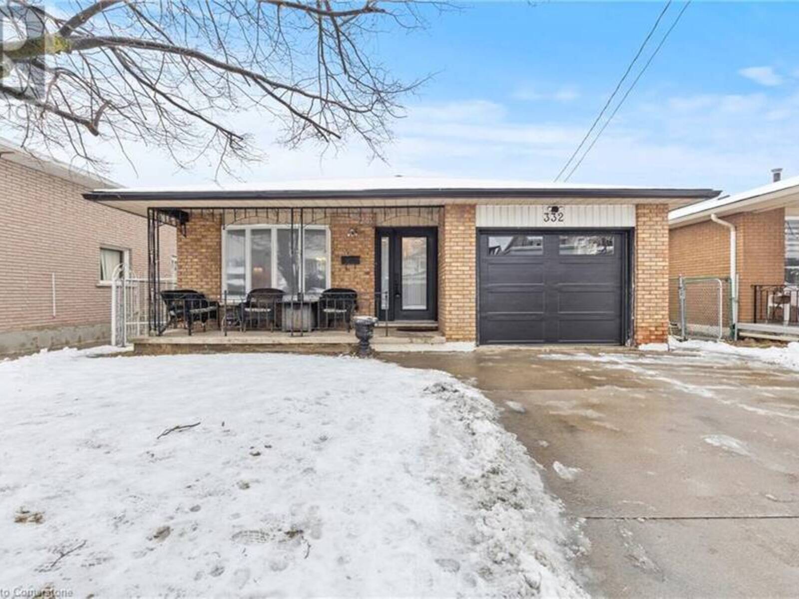 332 HIGHRIDGE Avenue, Hamilton, Ontario L8E 3W4