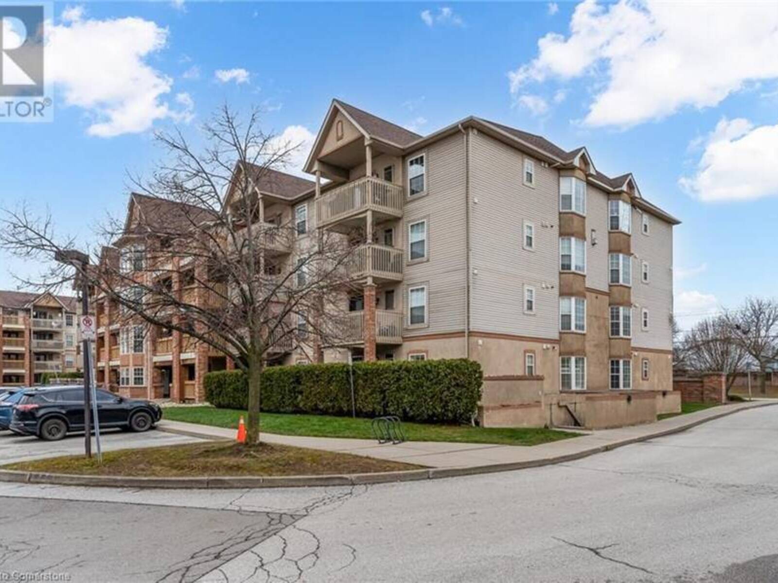 4003 KILMER Drive Unit# 403, Burlington, Ontario L7M 4V1