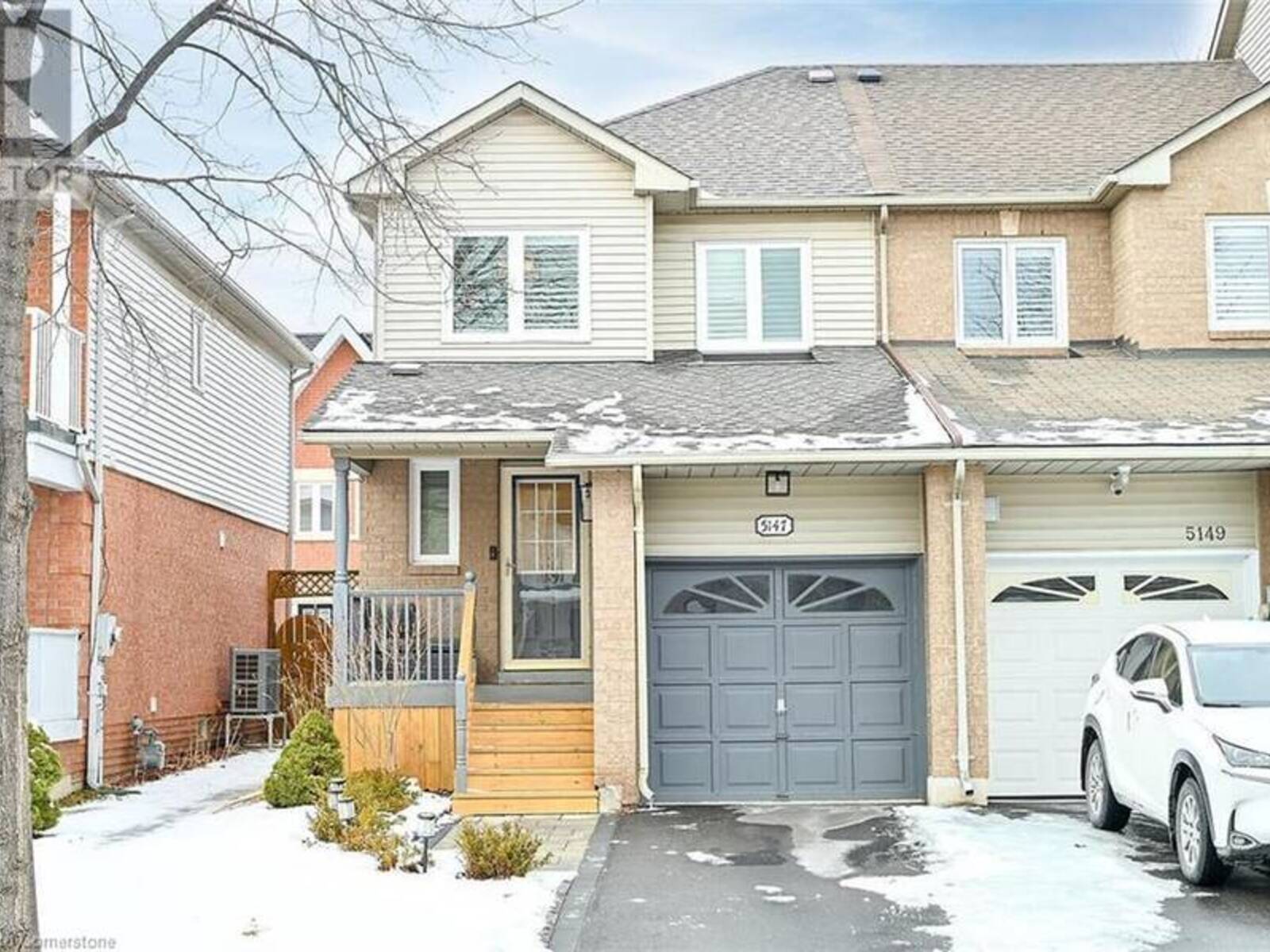 5147 THORNBURN Drive, Burlington, Ontario L7L 6K9