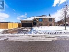 91 HEDGE LAWN Drive Grimsby Ontario, L3M 5H4