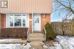 43 MARKHAM Crescent | Hamilton Ontario | Slide Image Nine