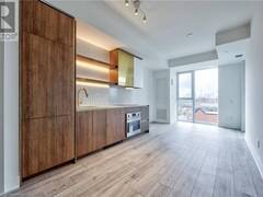 1285 QUEEN Street E Unit# 514 Toronto Ontario, M4L 1C2