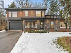 928 GLEN ACRES Court Burlington Ontario, L7T 3C9