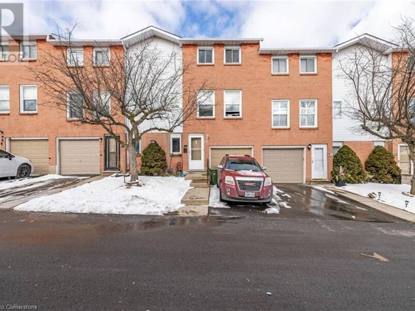 1255 UPPER GAGE Avenue Unit# 10, Hamilton, Ontario L8W 3C7