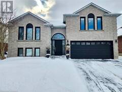 11 MAPLECREST Lane Brantford Ontario, N3R 7V1