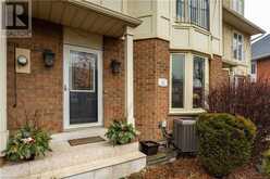 11 HARBOUR Drive | Hamilton Ontario | Slide Image Nine