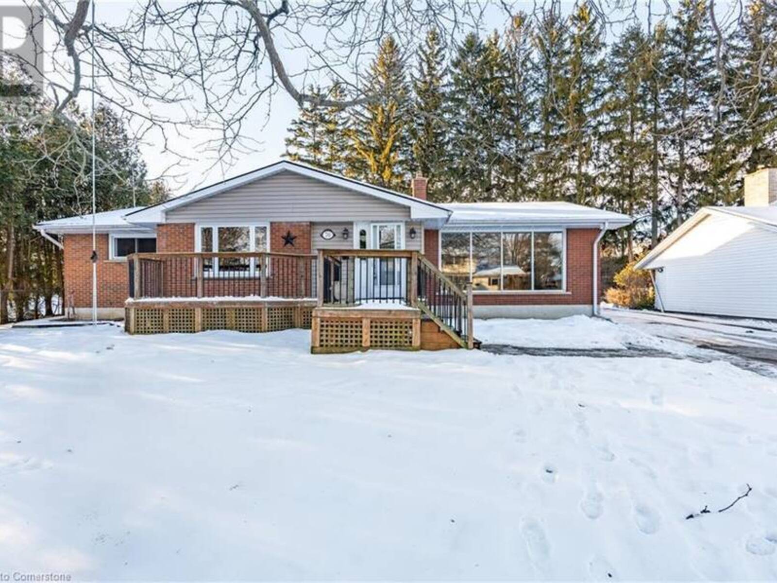 76 FORSYTHE Avenue, Brantford, Ontario N3R 3L8