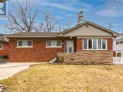 39 BLAND Avenue Hamilton Ontario, L8G 3R2