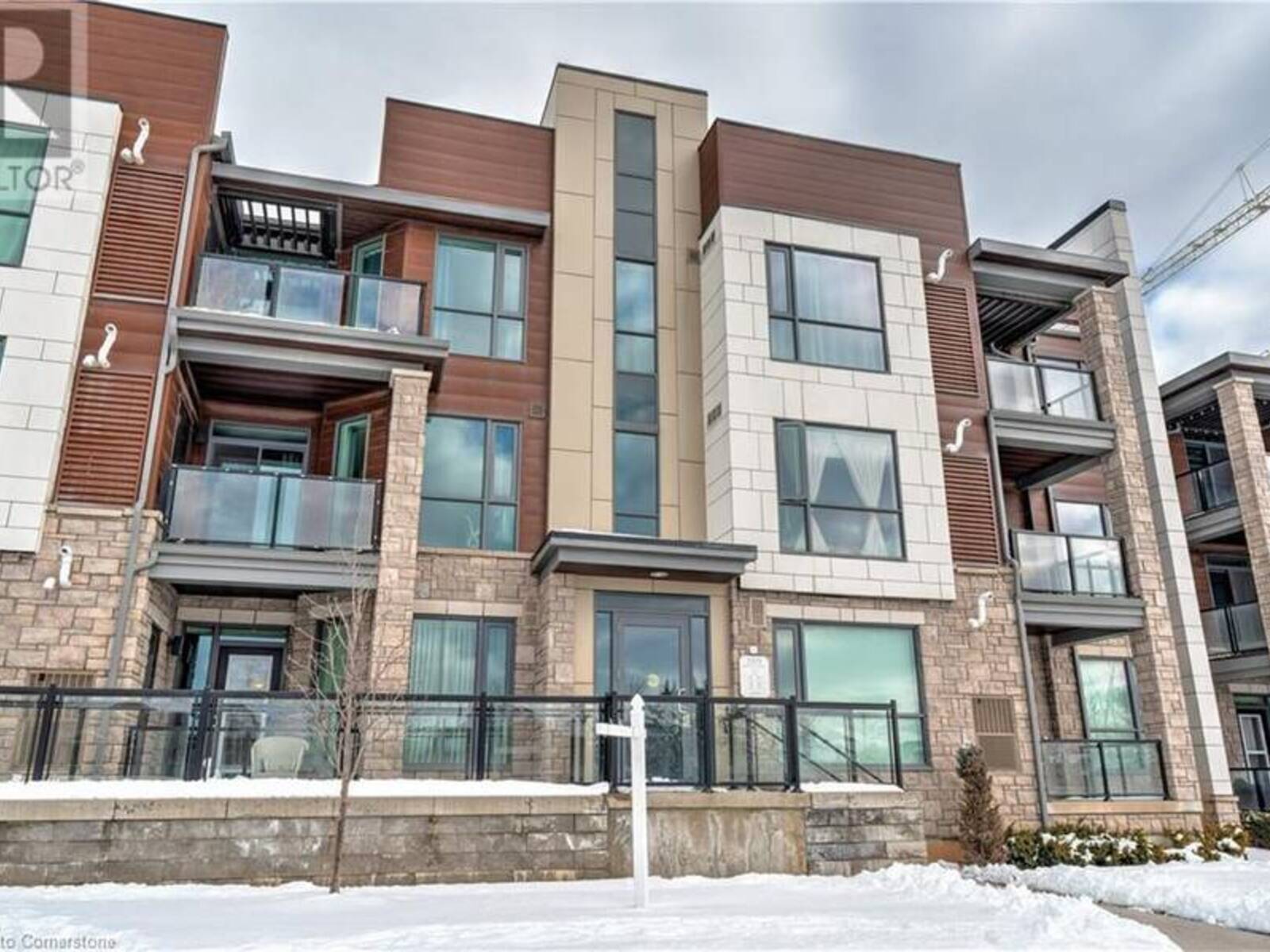 2375 BRONTE Road Unit# 311, Oakville, Ontario L6M 1P5