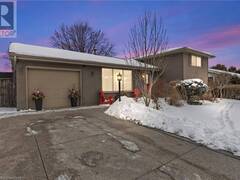 7 CAMELOT Drive Hamilton Ontario, L8V 2L1