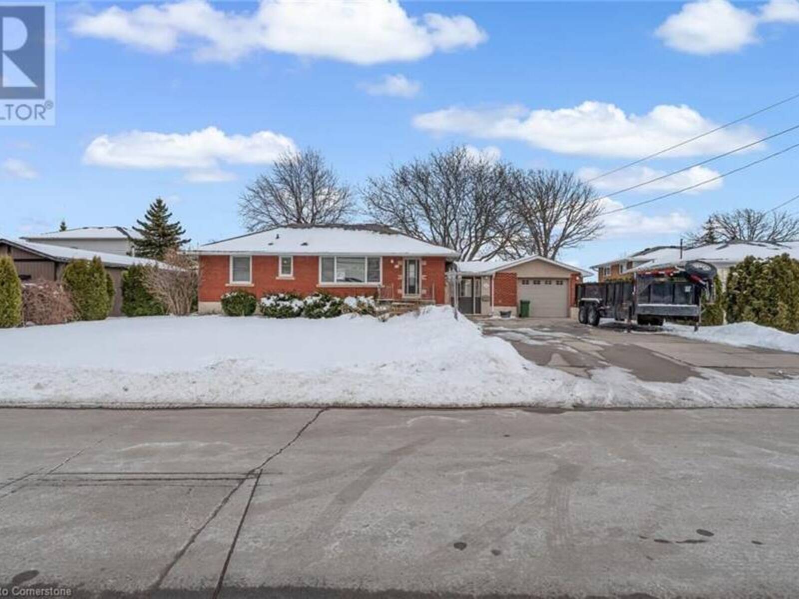 44 WEST Avenue, Hamilton, Ontario L8E 5L5