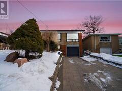 51 LEXFIELD Avenue Toronto Ontario, M3M 1M6