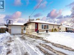 4382 CENTRAL Avenue Beamsville Ontario, L0R 1B6