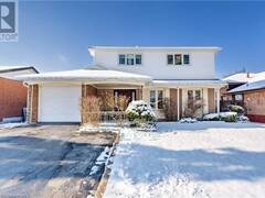 31 TINTON Crescent Toronto Ontario, M9V 2H9