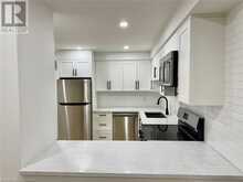 1270 MAPLE CROSSING Boulevard Unit# 812 | Burlington Ontario | Slide Image Nine