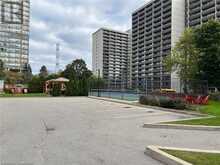 1270 MAPLE CROSSING Boulevard Unit# 812 | Burlington Ontario | Slide Image Thirty-one