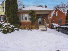 103 ARKELL Street Hamilton Ontario, L8S 1N6