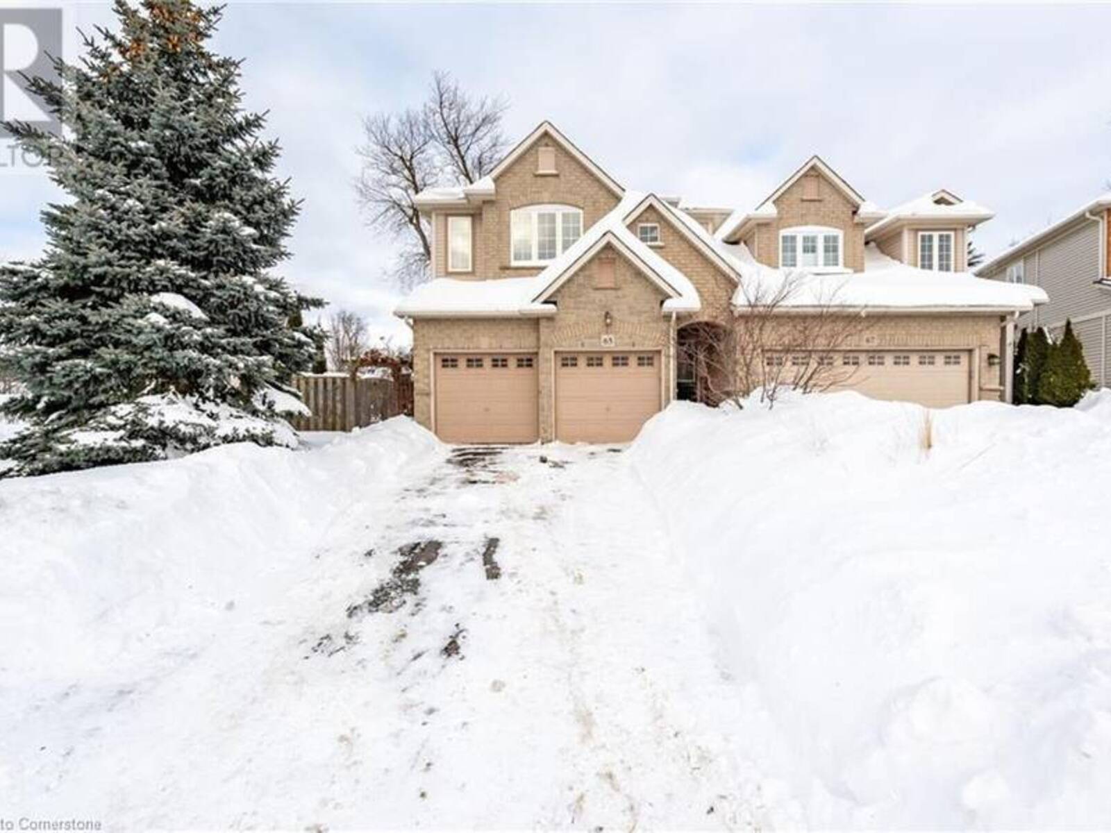 65 GOLDENVIEW Court, Waterdown, Ontario L8B 0L3