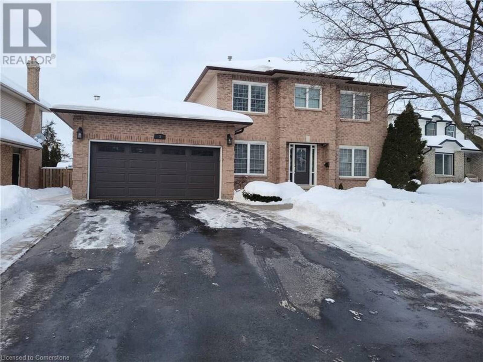 3 SUTER Crescent, Dundas, Ontario L9H 6R6