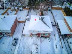 2377 BARCLAY Road Burlington Ontario, L7R 2B7