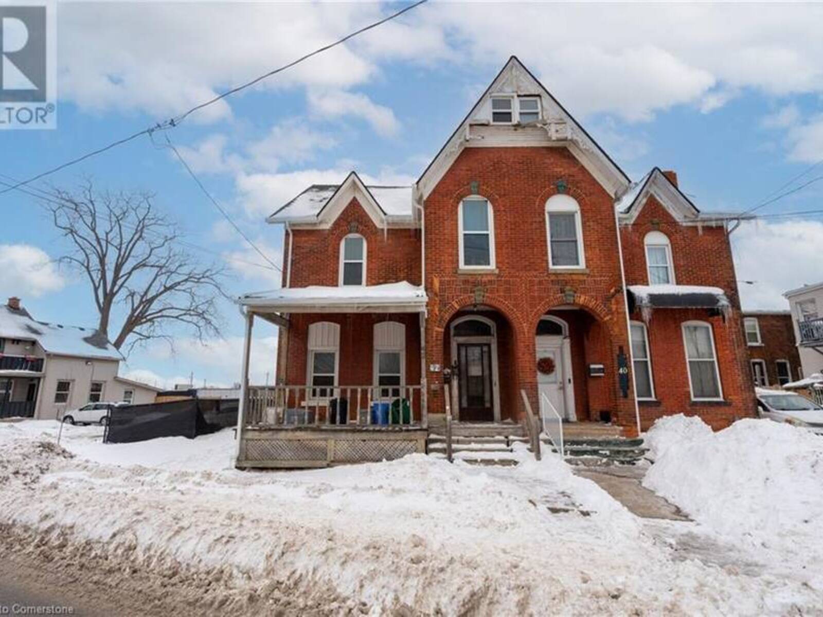 42 NIAGARA Street, St. Catharines, Ontario L2R 4K9