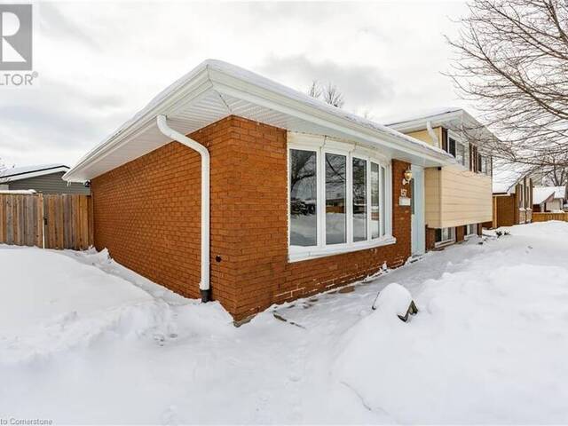 157 FIELDING Crescent Hamilton Ontario, L8V 2P7 - 3 Bedrooms Home For Sale