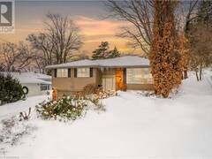 9 MARTINGROVE Drive Hamilton Ontario, L9H 1T1