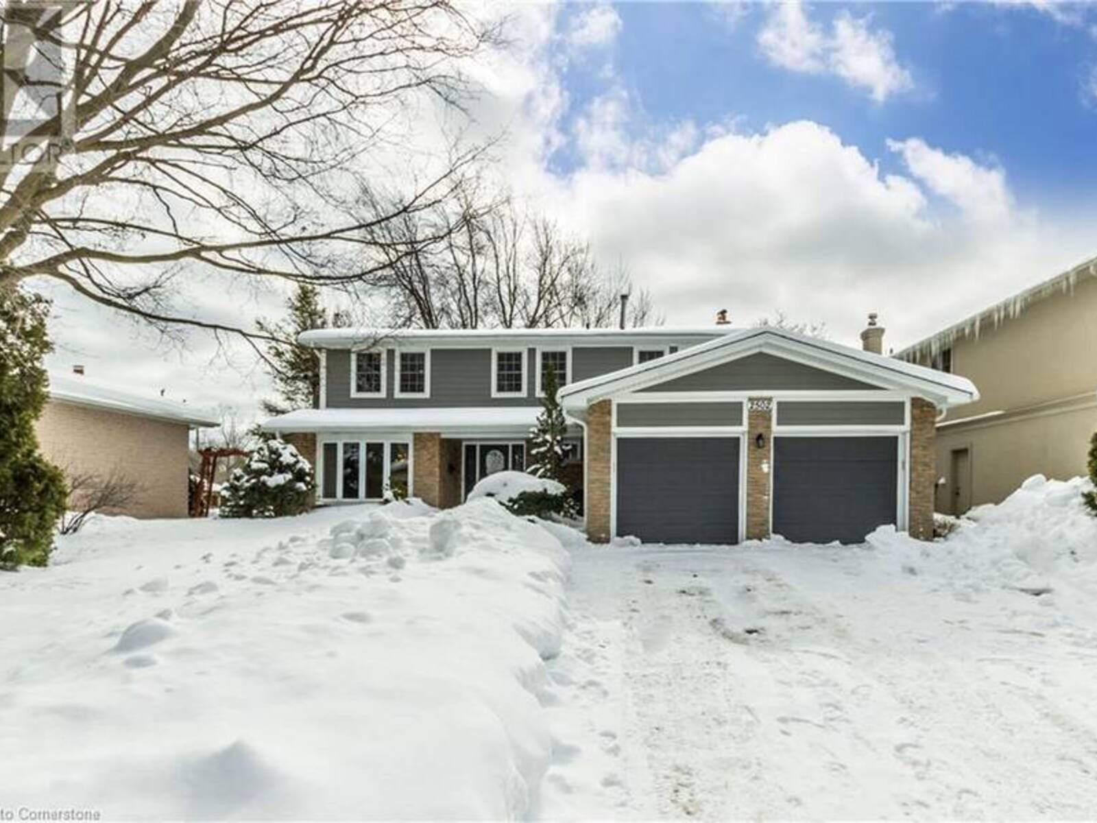 2502 WOBURN Crescent, Oakville, Ontario L6L 5E9