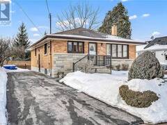 118 CHARLOTTE Street Hamilton Ontario, L8K 4V2