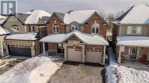 8 THORNBURY Court | Hamilton Ontario | Slide Image One