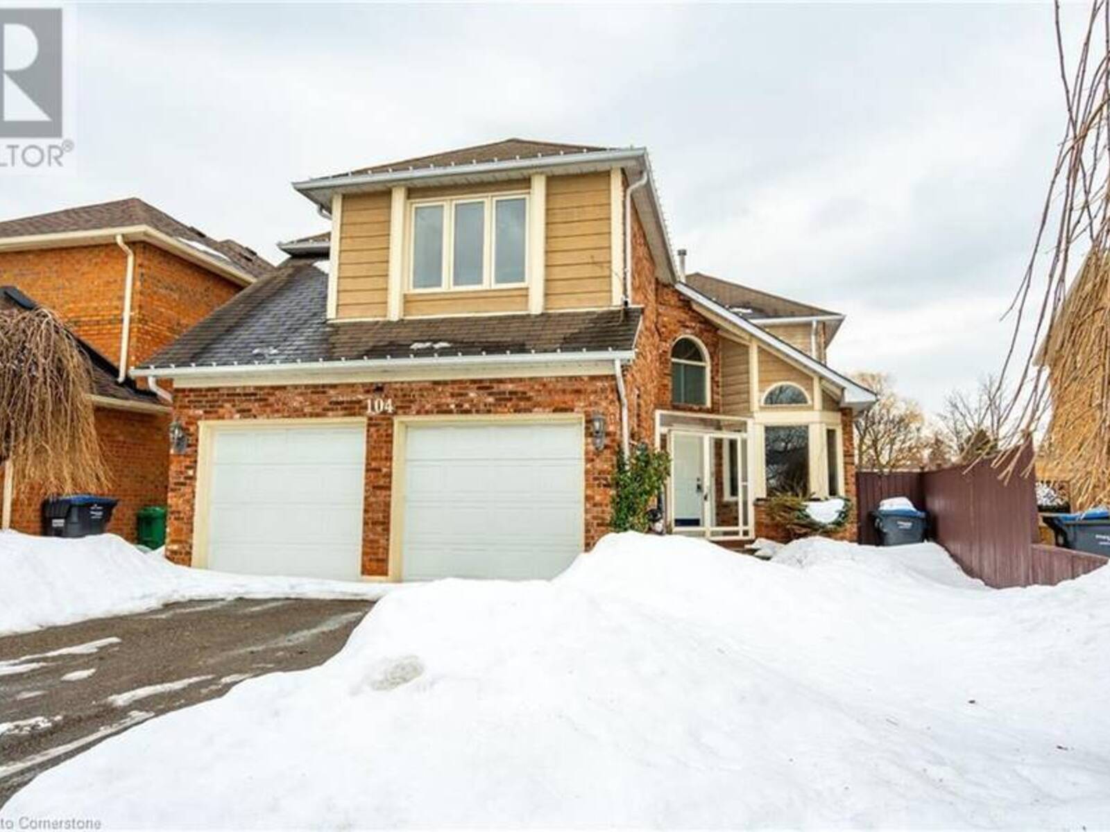 104 LORD SIMCOE Drive, Brampton, Ontario L6S 5G9