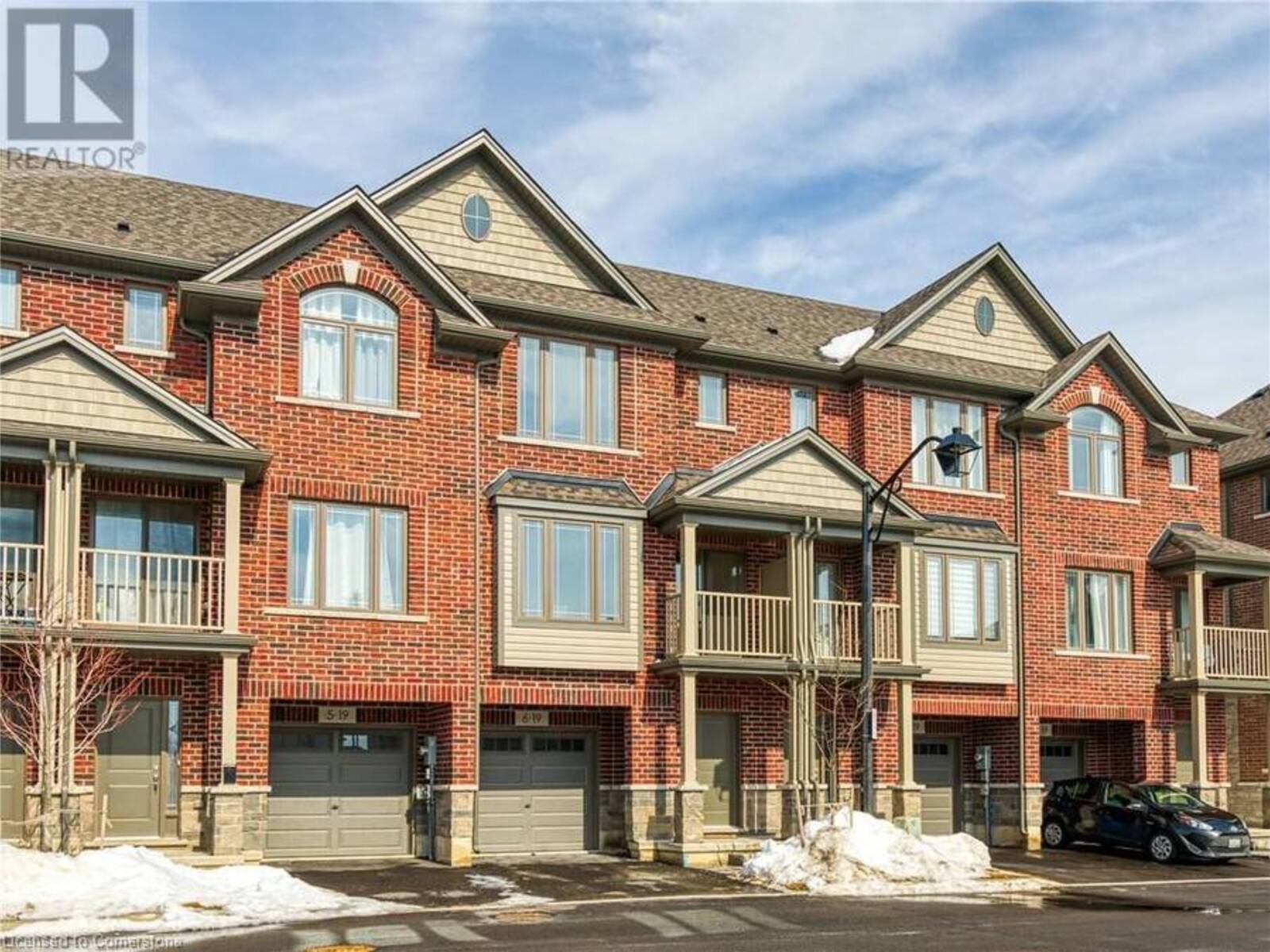 19 PICARDY Drive Unit# 6, Hamilton, Ontario L8J 0M7