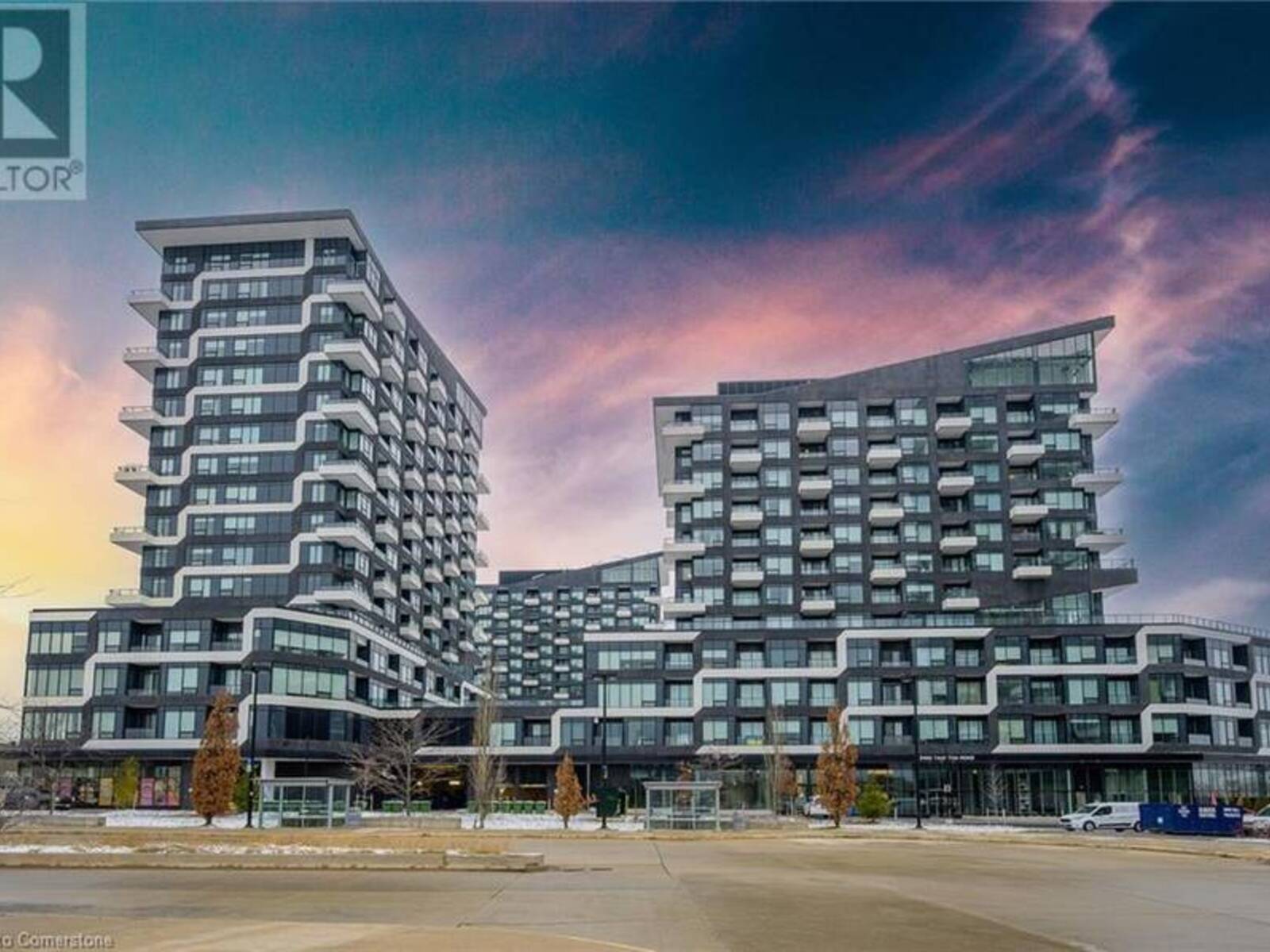 2485 TAUNTON Road Unit# 243, Oakville, Ontario L6H 3R8