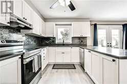 5 CHATSWORTH Crescent | Waterdown Ontario | Slide Image Nine