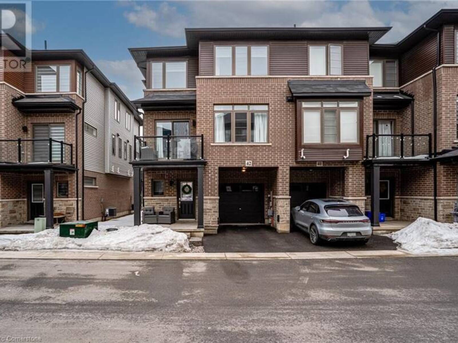 575 WOODWARD Avenue Unit# 42, Hamilton, Ontario L8H 6P2