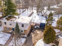 15 EASTVALE Place Hamilton Ontario, L8H 1N9