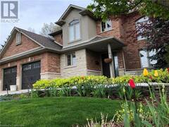 82 TERRACE Drive Grimsby Ontario, L3M 1B5