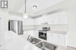 44 DENNIS Drive | Smithville Ontario | Slide Image Nine