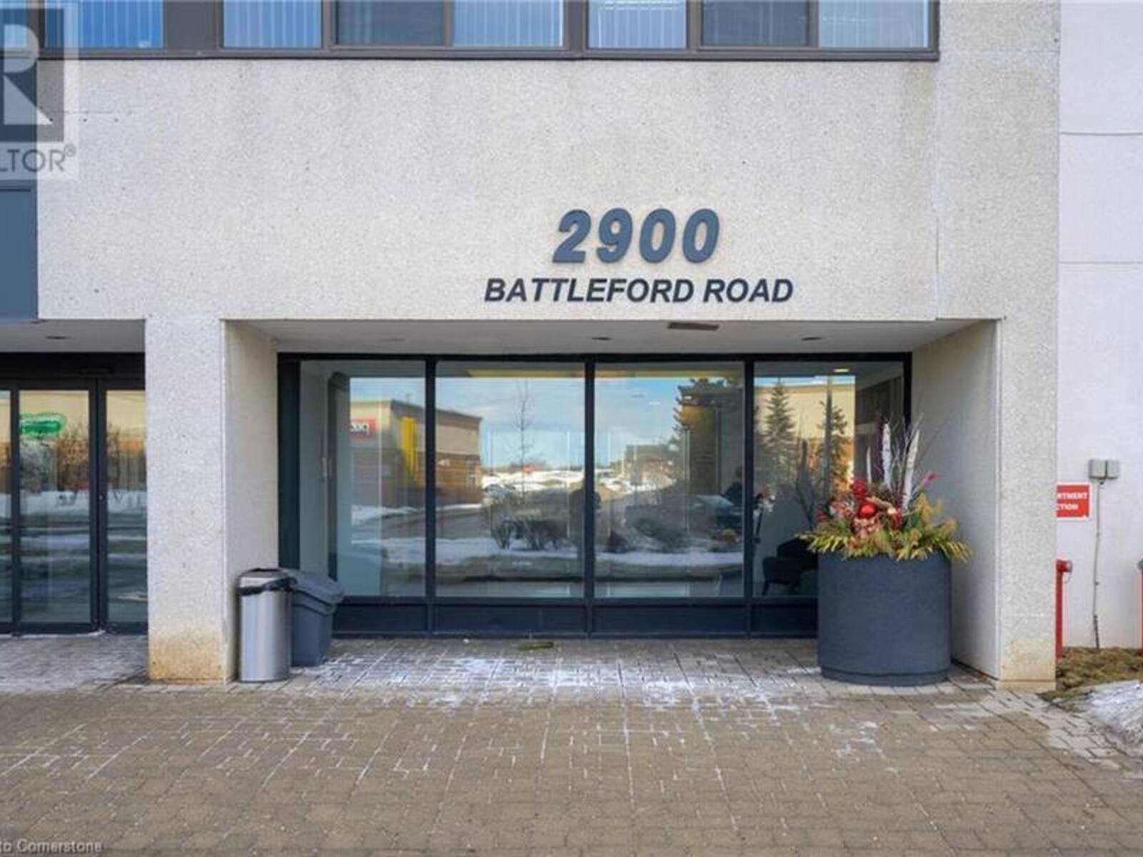 2900 BATTLEFORD Road Unit# 213, Mississauga, Ontario L5N 2V9