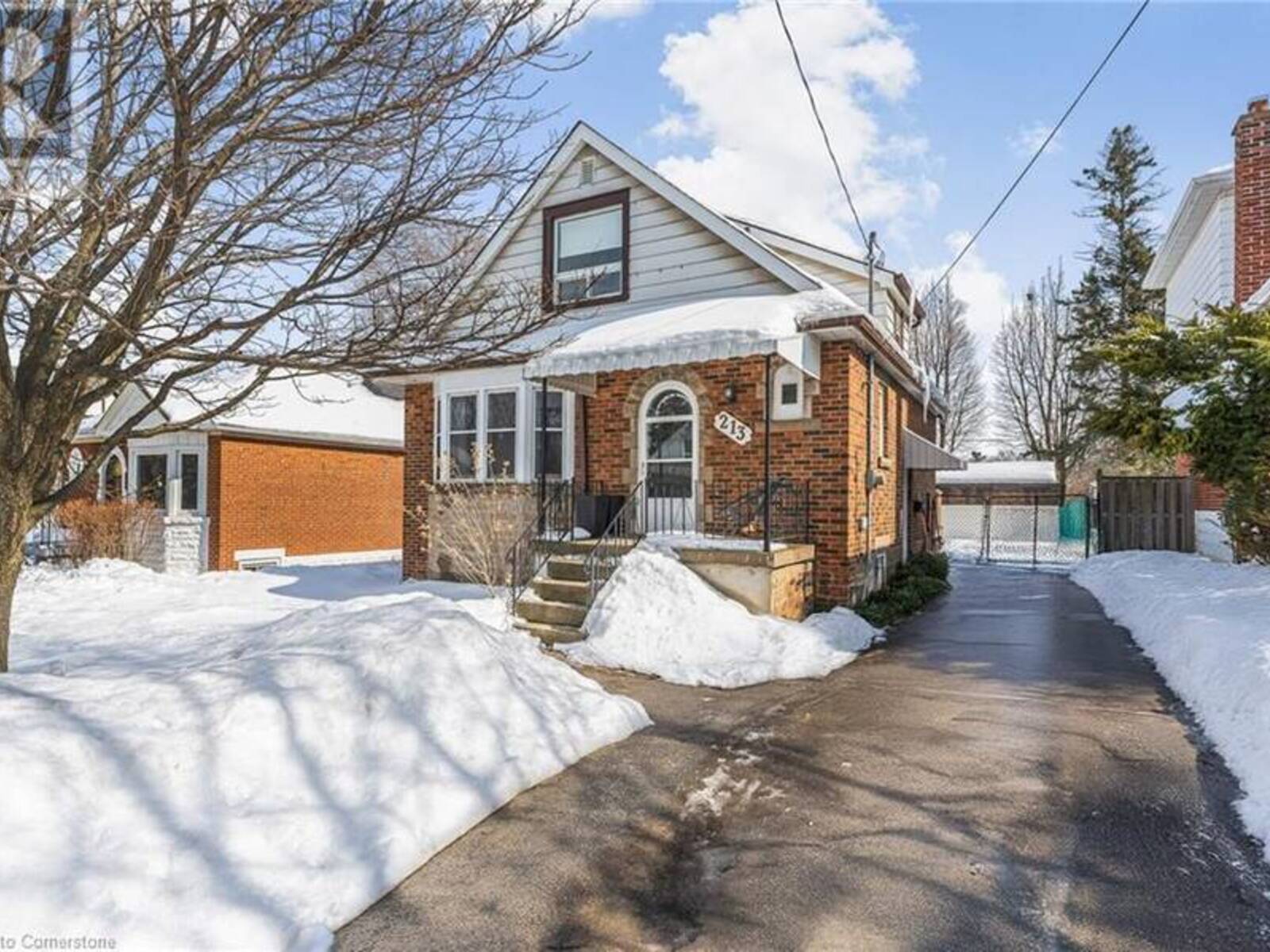 213 EAST 19TH Street, Hamilton, Ontario L9A 4S4