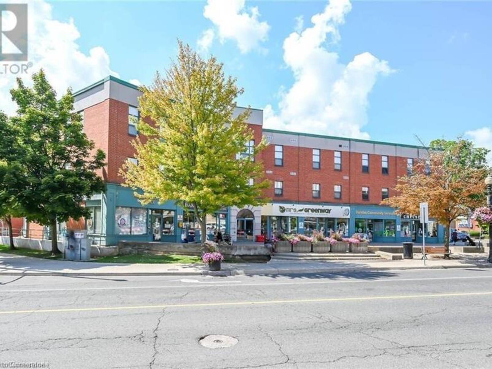 2 KING Street W Unit# 208, Dundas, Ontario L9H 6Z1