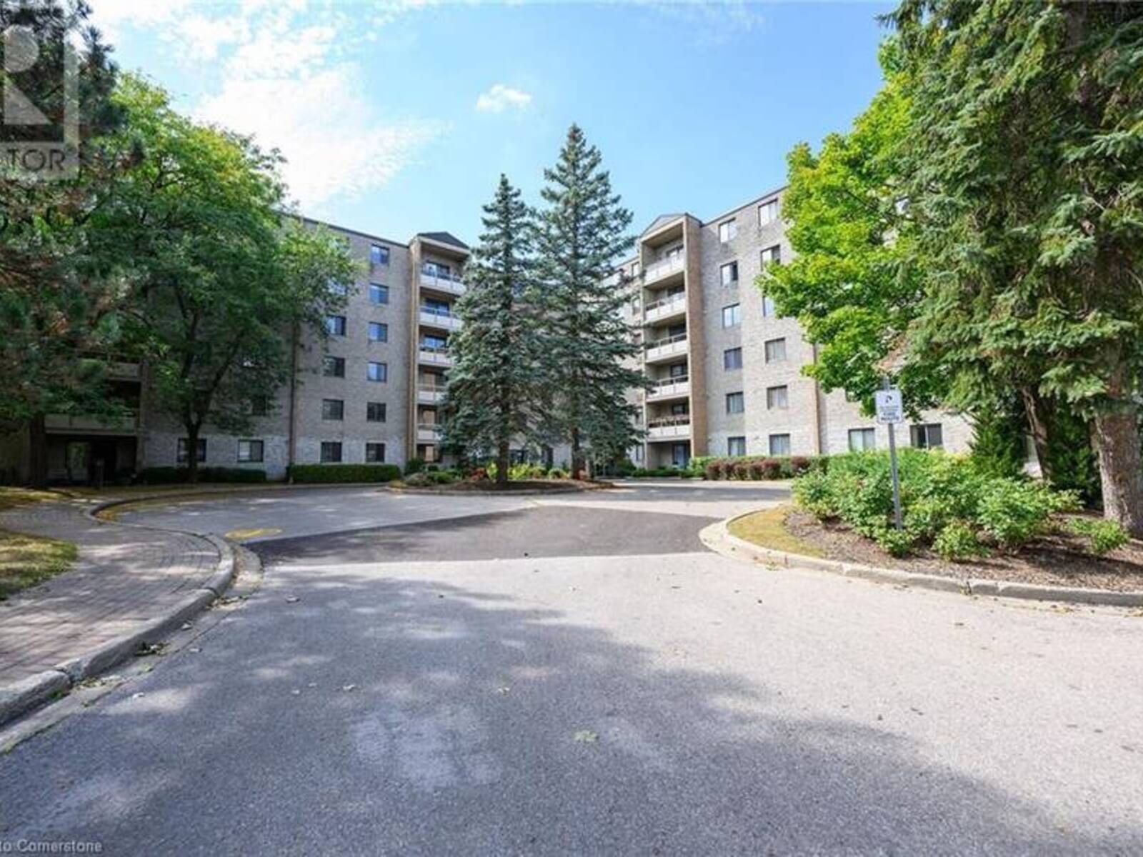 89 WESTWOOD Road Unit# 308, Guelph, Ontario N1H 7J6